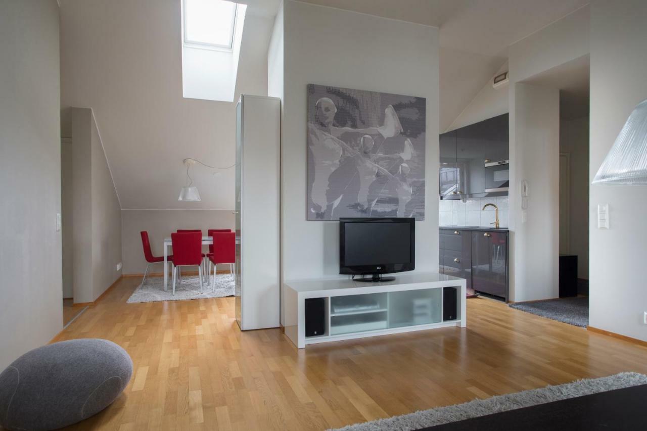2Ndhomes 2Br City Center Penthouse With Balcony And Sauna Helsinky Exteriér fotografie